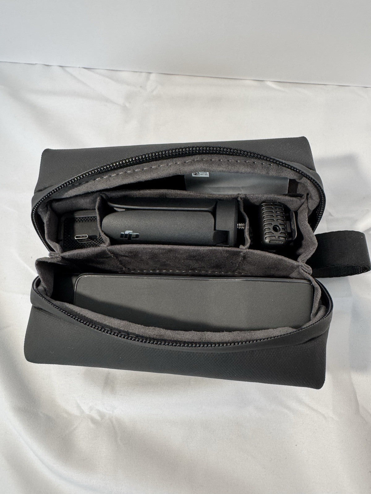 DJI Osmo Pocket 3 Creator Combo–Hardly Used, Original Box + Accessories