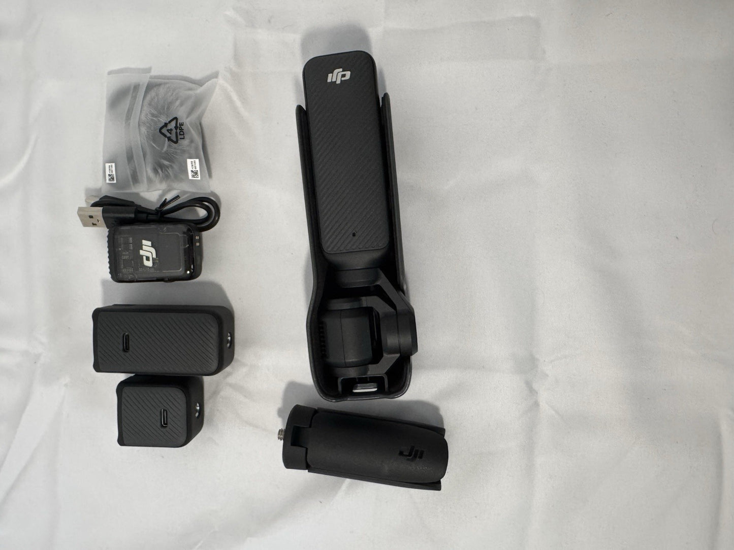 DJI Osmo Pocket 3 Creator Combo–Hardly Used, Original Box + Accessories
