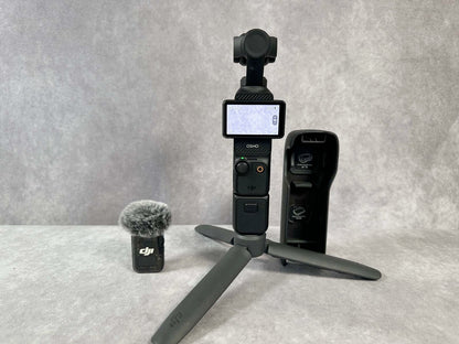 DJI OSMO Pocket 3 Combo w/Mic 3-Axis Stabilized Action Camera 1 CMOS 4K/120fps E