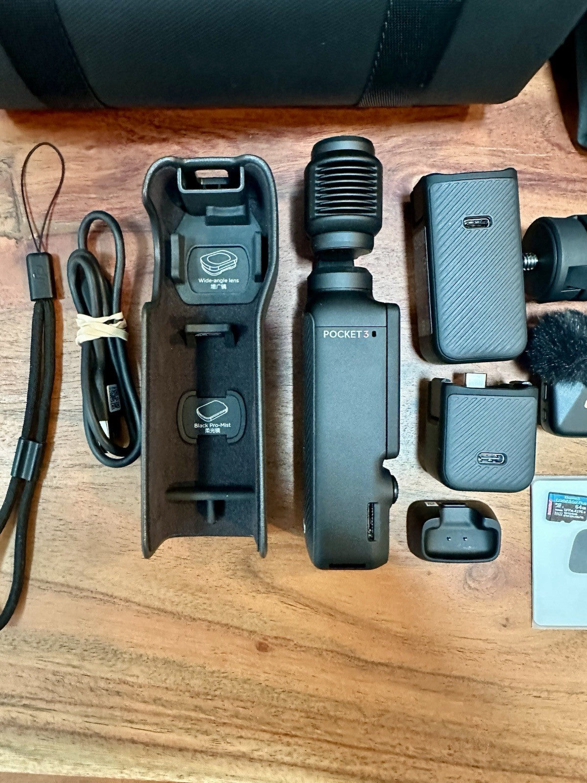 DJI Osmo Pocket 3 Combo