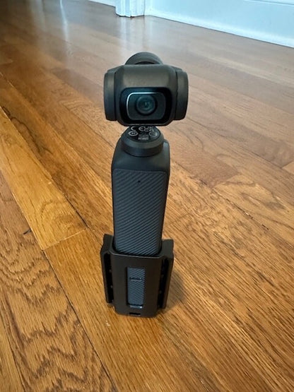 DJI Osmo Pocket 3 Creator Combo Stabilizer and 4K Handheld Camera w/ case