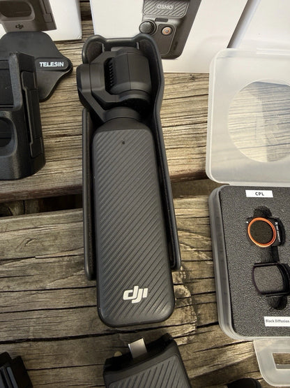 Excellent DJI Osmo Pocket 3 Creator Combo Camera Bundle Warranty 5/29/27 READ