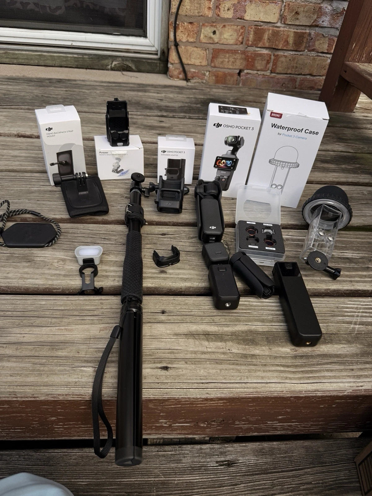 Excellent DJI Osmo Pocket 3 Creator Combo Camera Bundle Warranty 5/29/27 READ